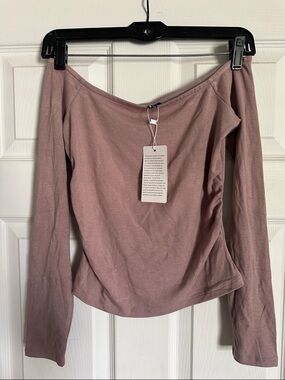 Women's Off-Shoulder Long Sleeve Top in Dusty Mauve Set